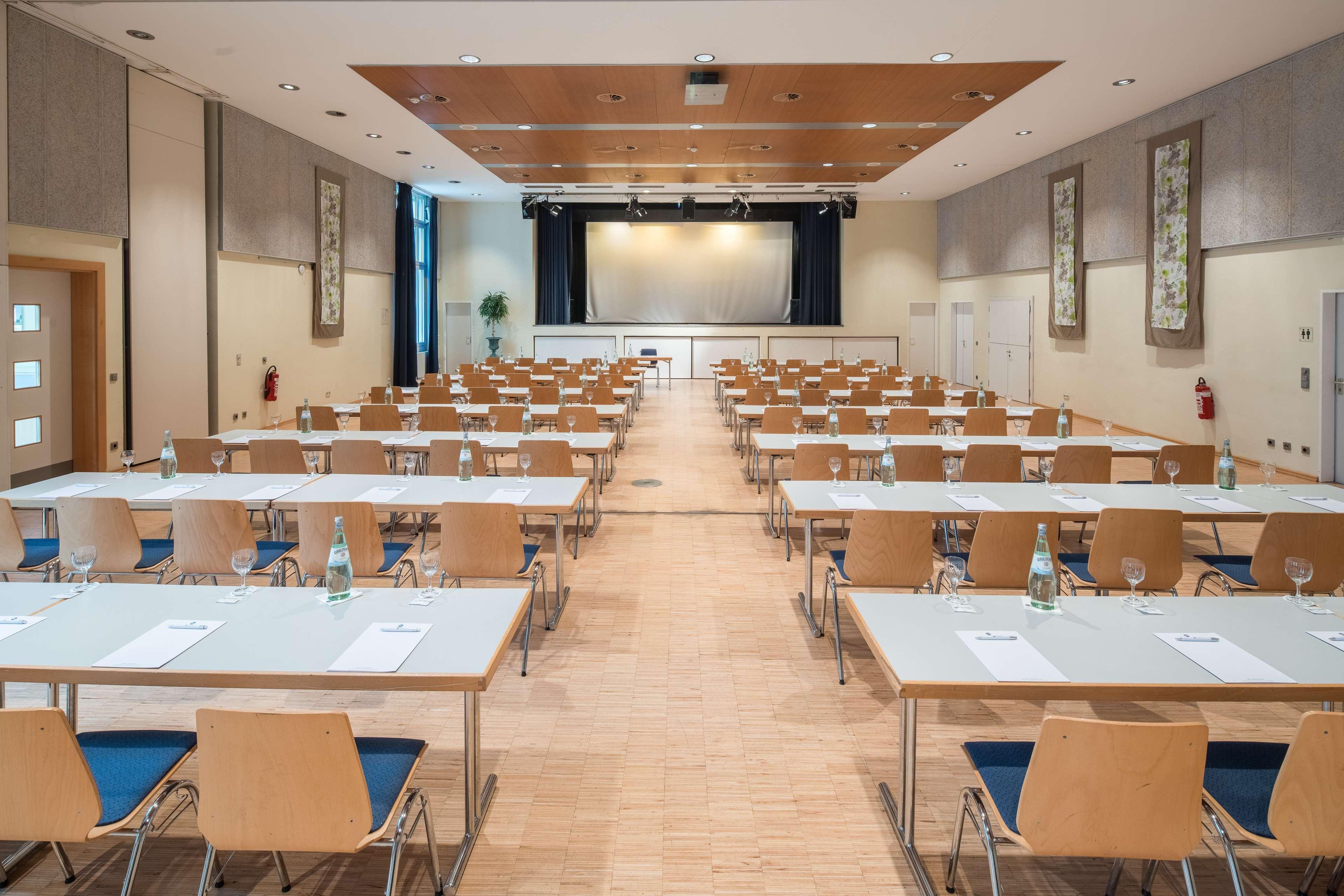 Western Wein- Und Parkhotel Hotel 4*