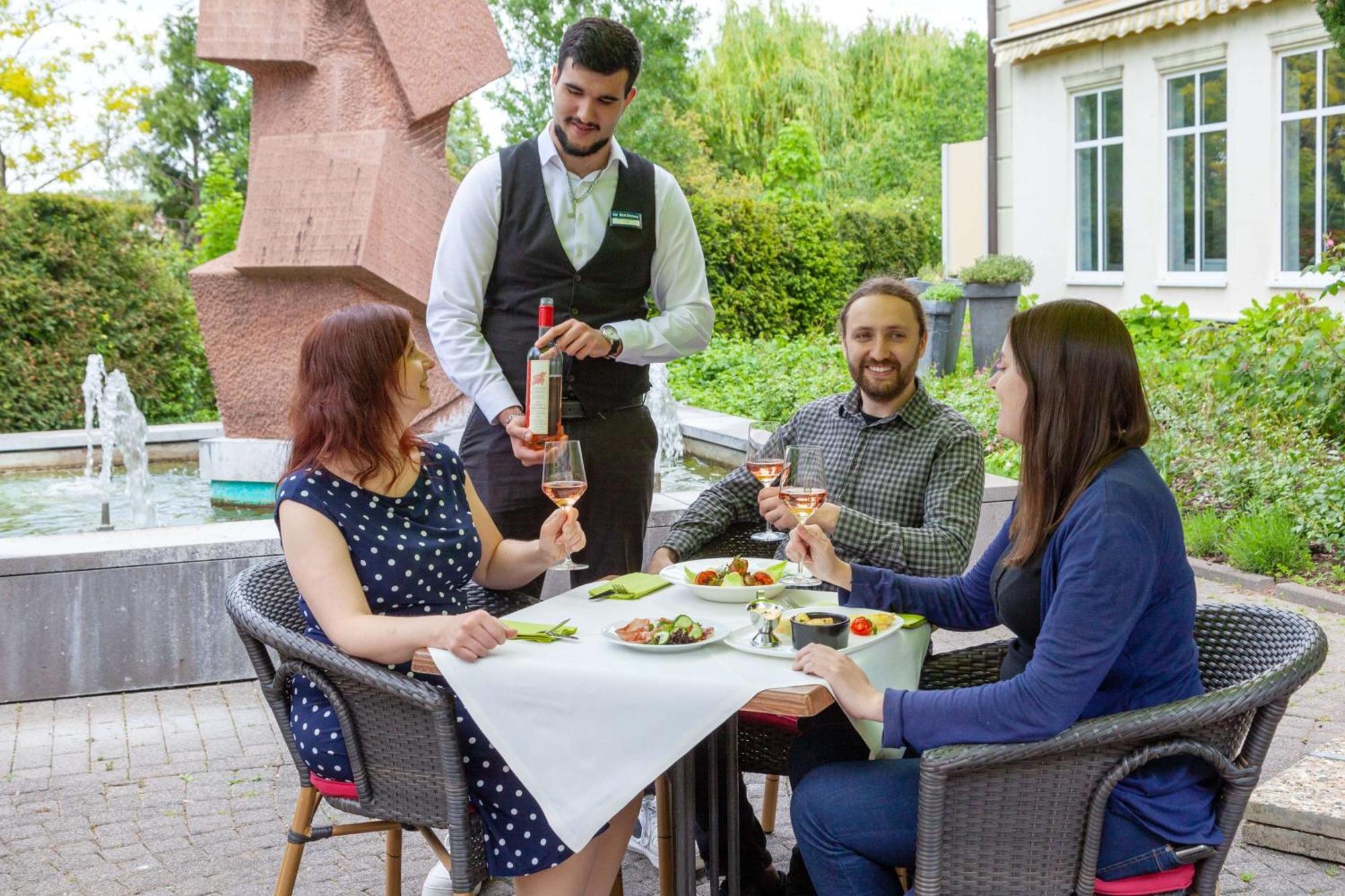 Western Wein- Und Parkhotel Hotel 4*