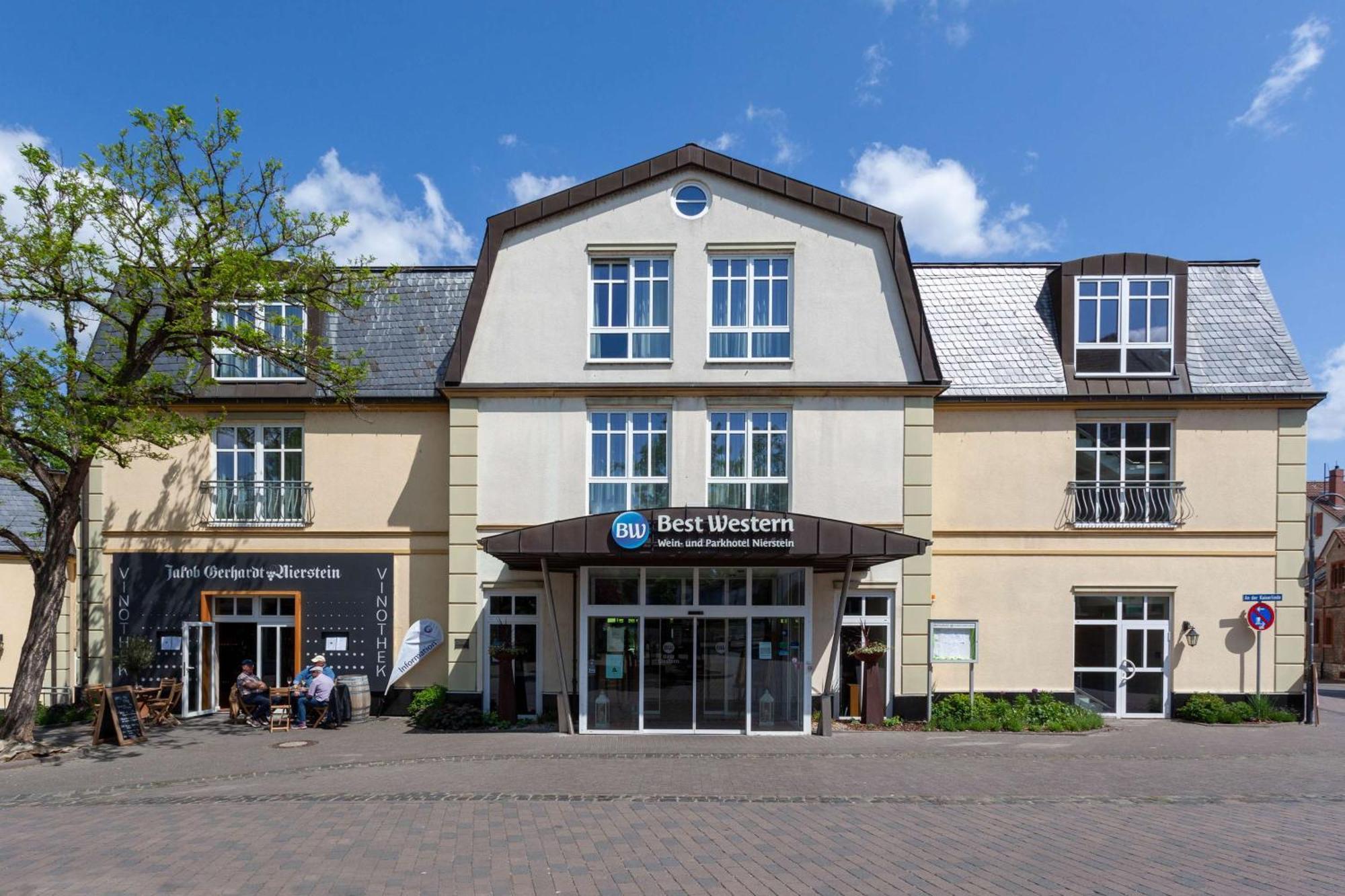 Western Wein- Und Parkhotel Hotel 4*