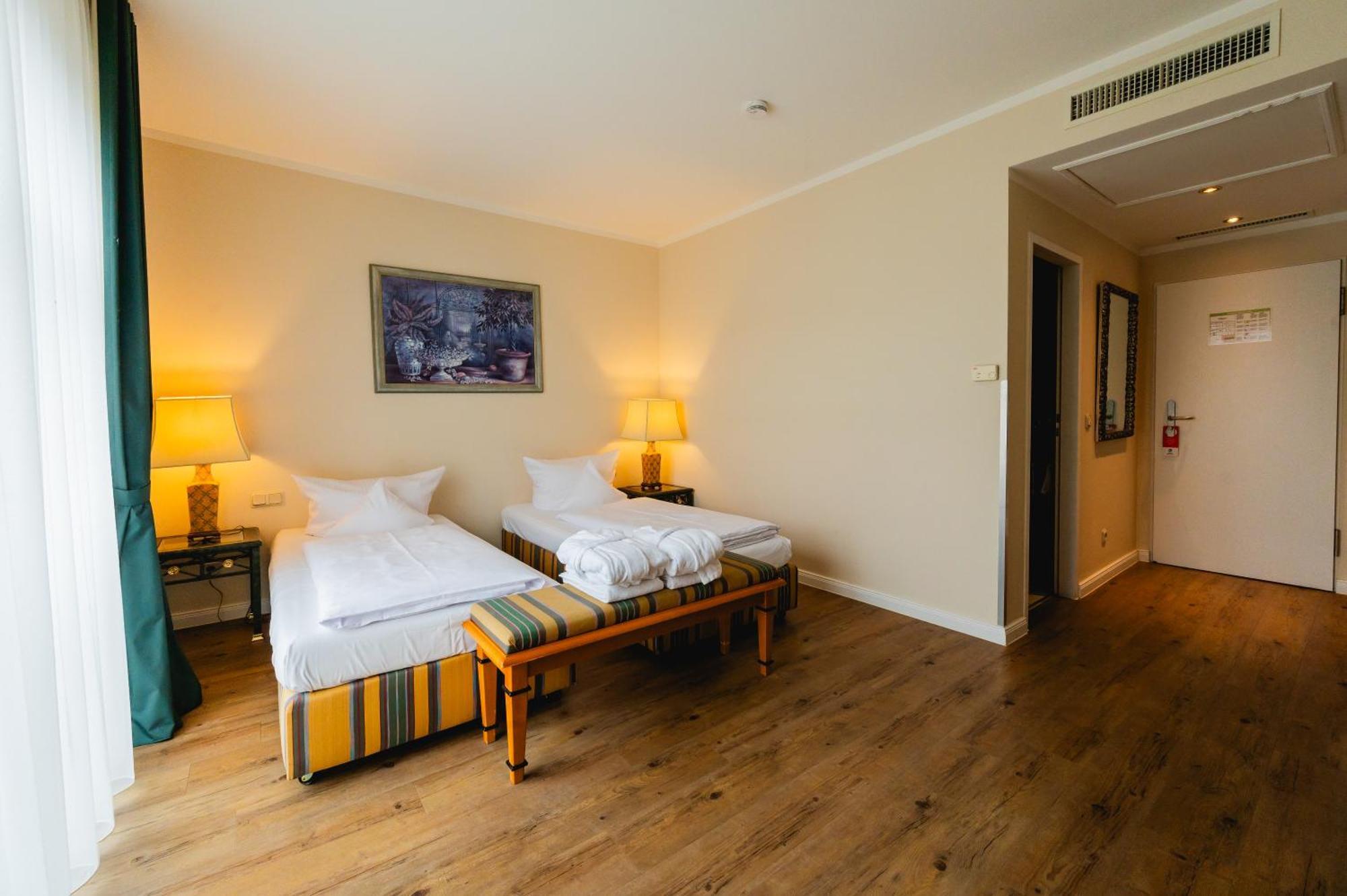 Western Wein- Und Parkhotel Hotel 4*