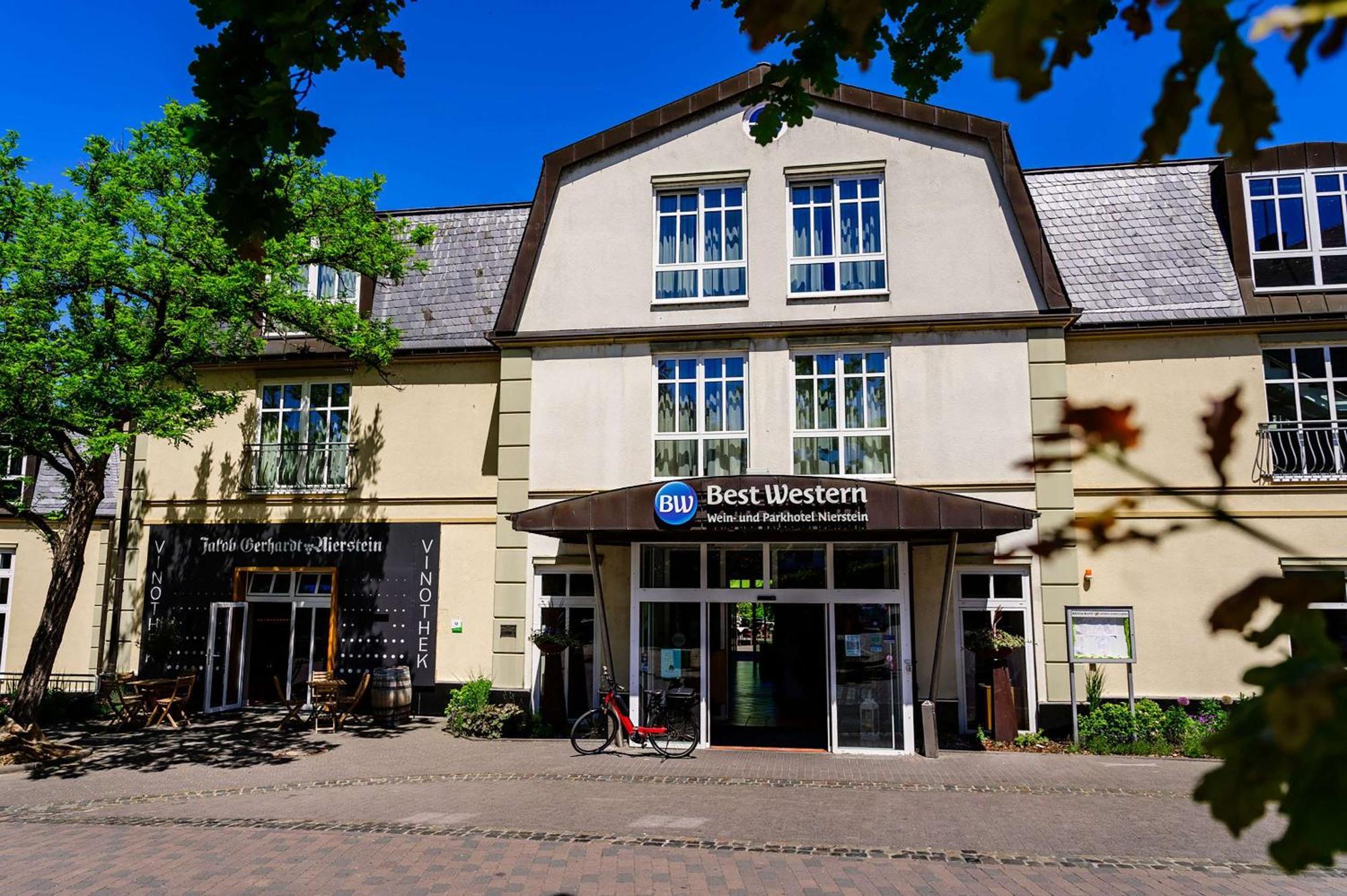 Western Wein- Und Parkhotel 4*