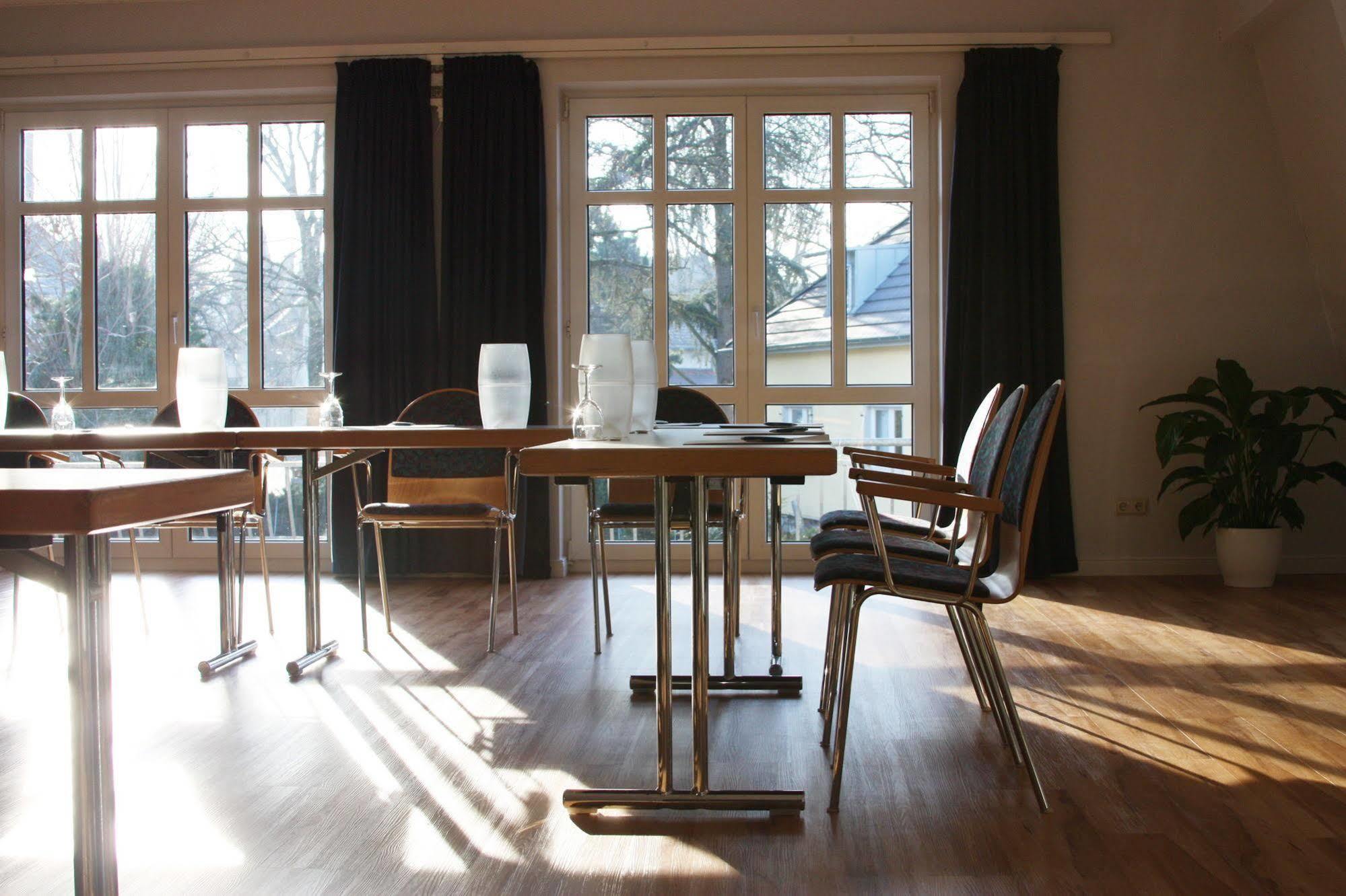 Western Wein- Und Parkhotel 4*